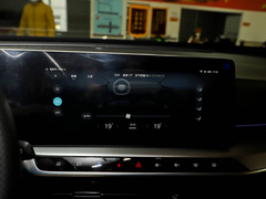 2022款 α-数智运动系列 1.5T 进阶版