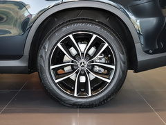 2022款 GLC 260 L 4MATIC 豪华型