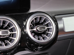 2022款 GLB 200 动感型