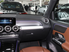 2022款 GLB 200 动感型