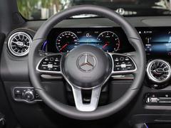 2022款 GLB 200 动感型
