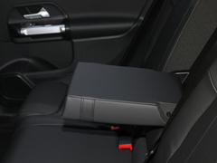 2022款 GLB 200 动感型