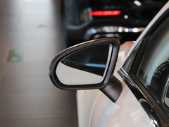2022款 CLA 200 4MATIC 