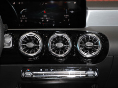2022款 CLA 200 4MATIC 