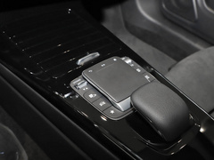 2022款 CLA 200 4MATIC 