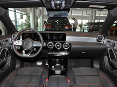 2022款 CLA 200 4MATIC 