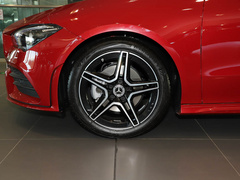 2022款 CLA 200 4MATIC 