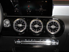 2022款 CLA 200 4MATIC 