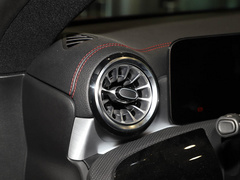 2022款 CLA 200 4MATIC 