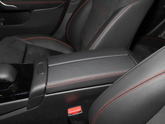 2022款 CLA 200 4MATIC 