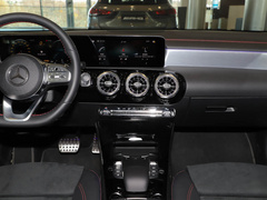 2022款 CLA 200 4MATIC 