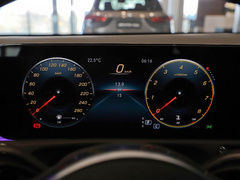 2022款 CLA 200 4MATIC 