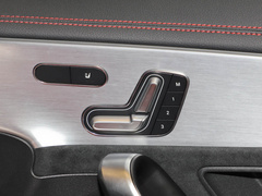 2022款 CLA 200 4MATIC 