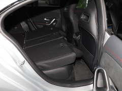 2022款 CLA 200 4MATIC 