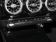 2022款 CLA 200 猎跑车