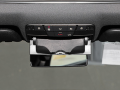 2022款 E 300 L 运动豪华型