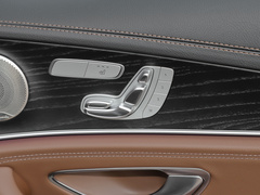 2022款 E 300 L 运动豪华型