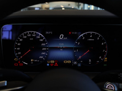2022款 E 300 L 豪华型