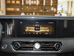 2022款 4.0T 典雅旗航版 6座