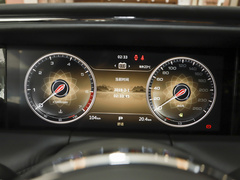 2022款 4.0T 典雅旗航版 6座
