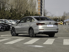 2022款 1.5L 自动舒适版