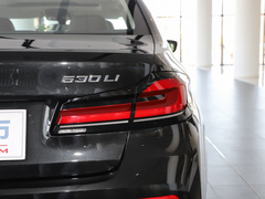 2022款 改款 530Li 领先型 豪华套装