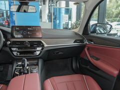 2022款 改款 530Li 领先型 M运动套装