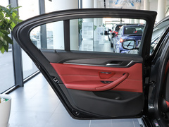 2022款 改款 530Li 领先型 M运动套装