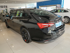 2022款 Redline 550T 自动锐动版