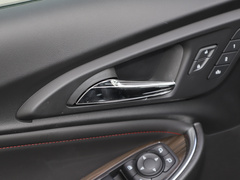 2022款 Redline 550T 自动锐智版