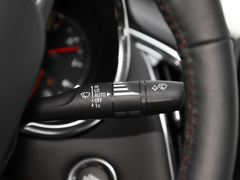 2022款 Redline 550T 自动锐智版
