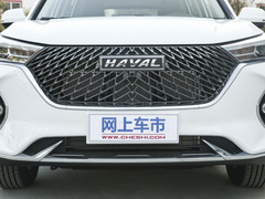 2022款 PLUS 1.5T DCT柳岩联名版
