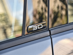 2021款 330TSI 两驱3周年限量版 