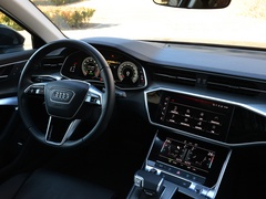 2022款 45 TFSI 臻选致雅型