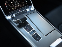 2022款 45 TFSI 臻选致雅型