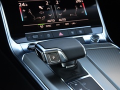 2022款 45 TFSI 臻选致雅型
