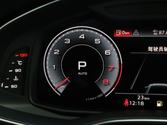 2022款 45 TFSI 臻选动感型