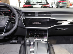 2022款 45 TFSI 臻选动感型