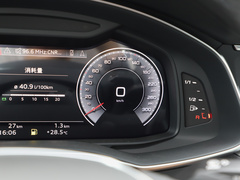 2022款 45 TFSI quattro 臻选致雅型