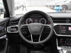 2022款 45 TFSI quattro 臻选致雅型