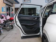 2022款 1.5T 自动豪华型