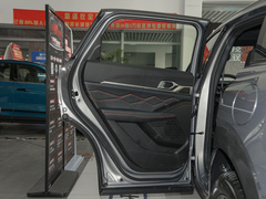 2022款 2.0T 智享版
