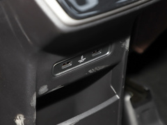 2022款 1.8TD DCT旗舰型 7座