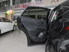 2022款 2.0L CVT两驱豪华版