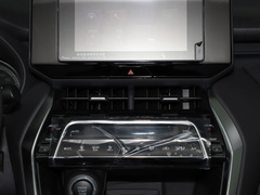 2022款 2.0L CVT两驱豪华版