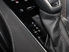 2022款 2.0L CVT两驱豪华版