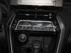 2022款 2.0L CVT两驱豪华版