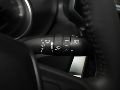 2022款 2.0L CVT两驱豪华版