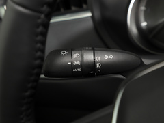 2022款 2.0L CVT两驱豪华版