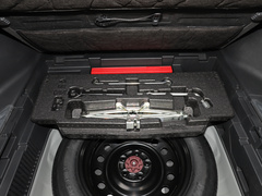 2022款 2.0L CVT两驱豪华版